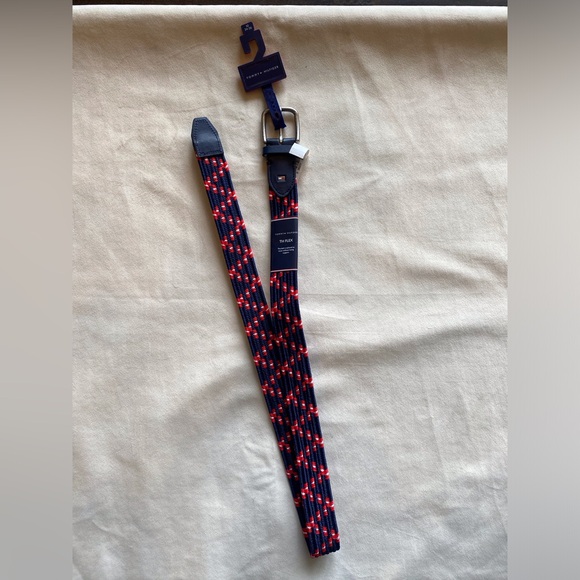 NWT Tommy Hilfiger The Flex Navy and Red Fabric Belt with Silver Hardware - Picture 4 of 5